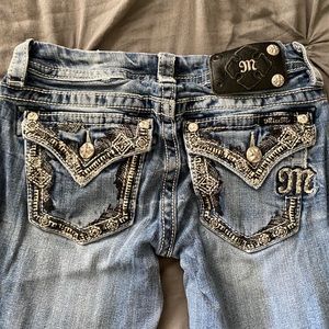 Straight leg miss me jeans